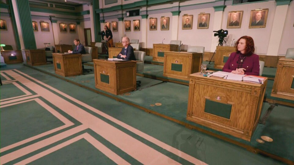 Les chefs des trois principaux partis à Terre-Neuve-et-Labrador ont croisé le fer lors d'un débat télévisé, mercredi soir, le 3 février 2021.