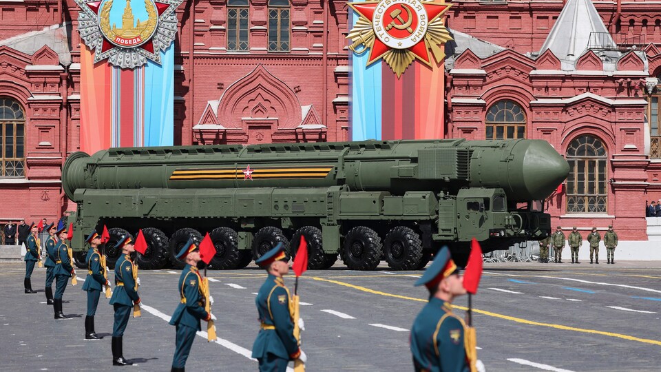 Un lanceur de missile balistique intercontinental russe Yars.