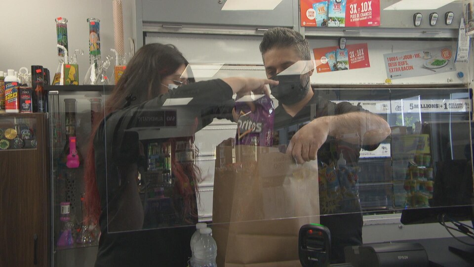 La vente en ligne gagne des dépanneurs de Gatineau et d’Ottawa Radio