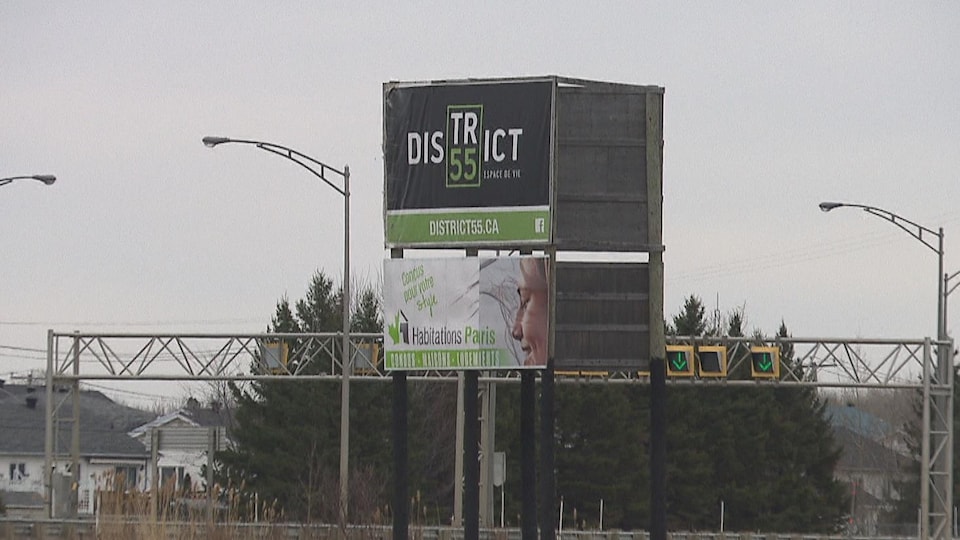 Affiche du District 55 à Trois-Rivières au printemps.