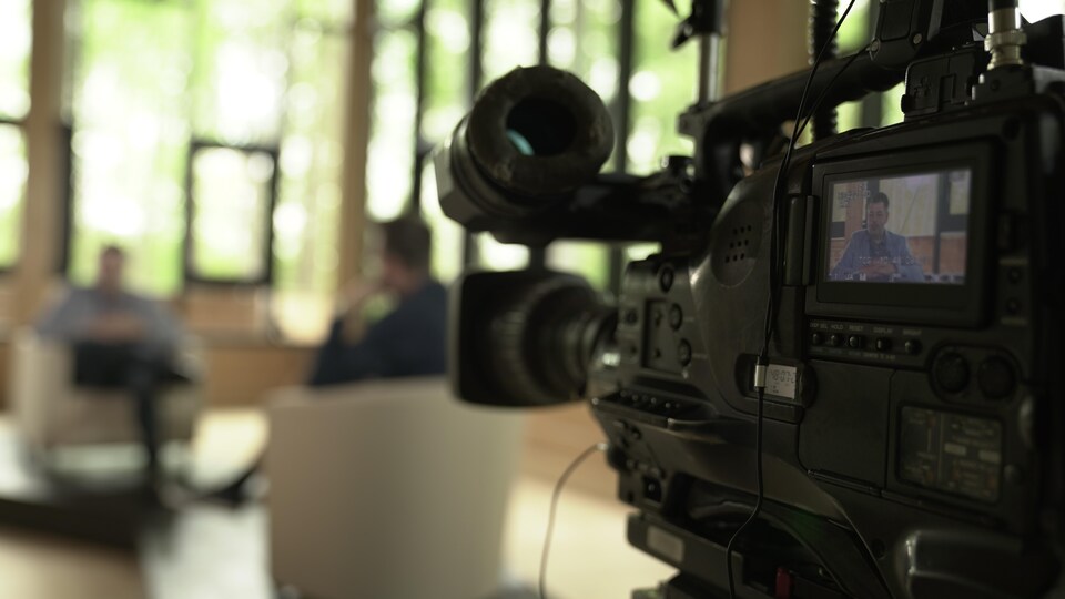 COVID19 comment les médias sociaux ont éloigné le Dr Carignan de la