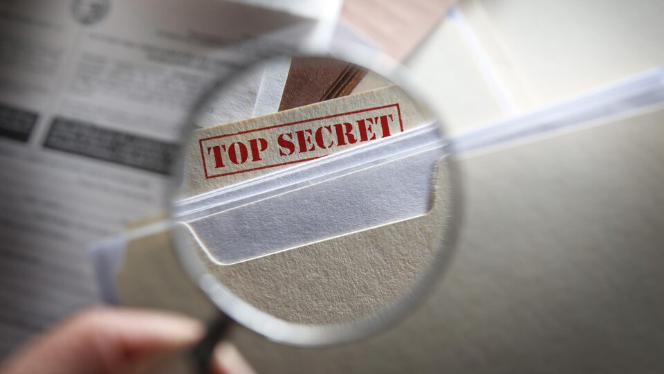 Des documents dans un fichier « top secret ».