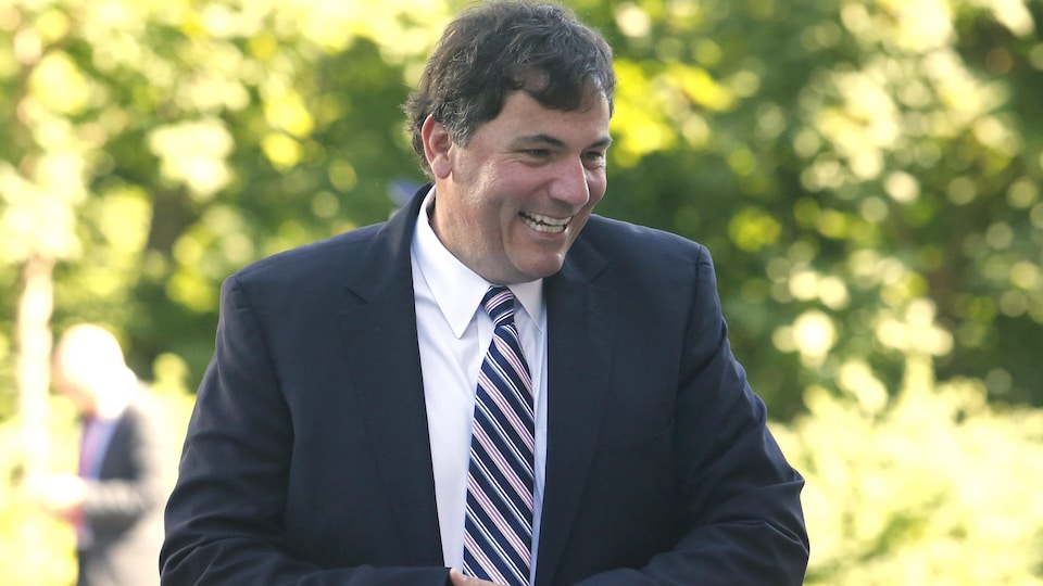 Dominic LeBlanc à l'extérieur le 18 juillet 2018 à Ottawa.