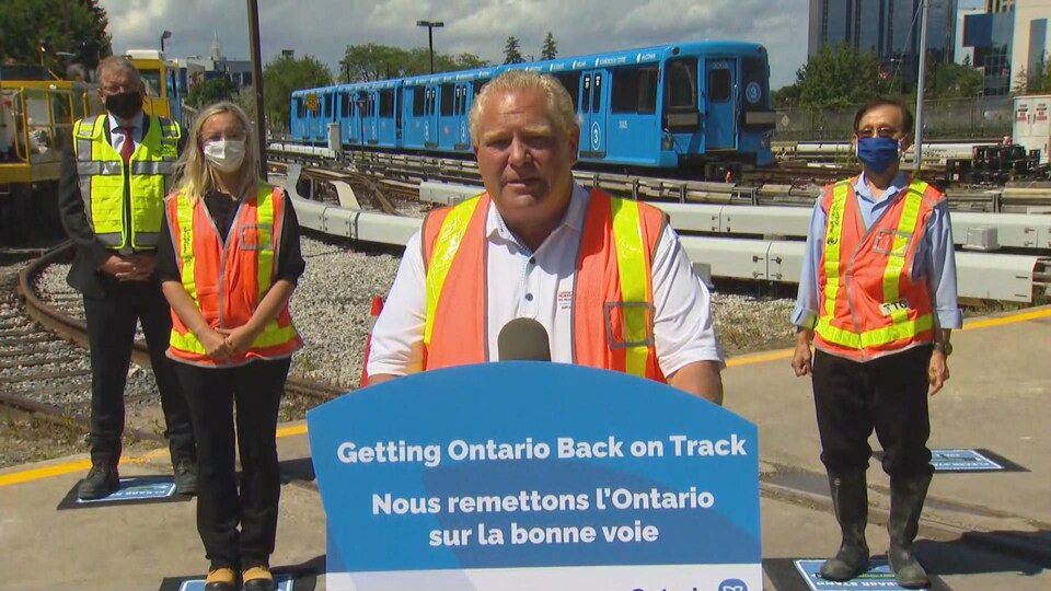 Doug Ford annonce qu'une nouvelle étape a été franchie pour la construction du métro de Scarborough.