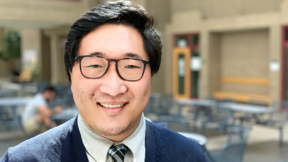 Le Dr Jia Hu, médecin de la santé publique de Calgary.