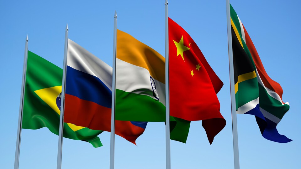 Le BRICS Accepte Six Nouveaux Pays Membres : Analyse De François Brousseau