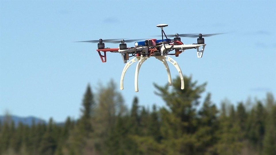Un drone en plein vol