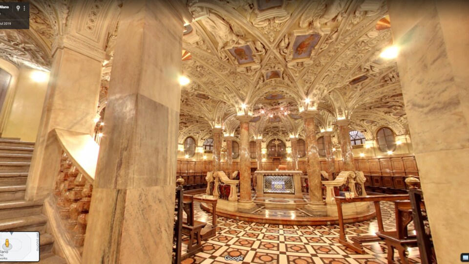 Screenshot from Google Street View showing the interior of the Duomo cathedral in Milan, Italy. 