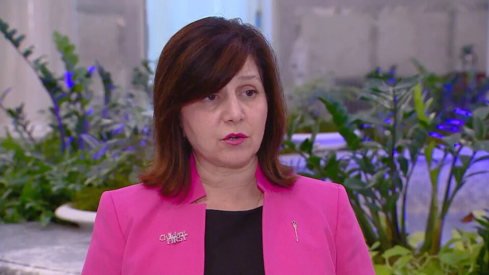 La ministre de l'Éducation de l'Alberta, Adriana LaGrange.