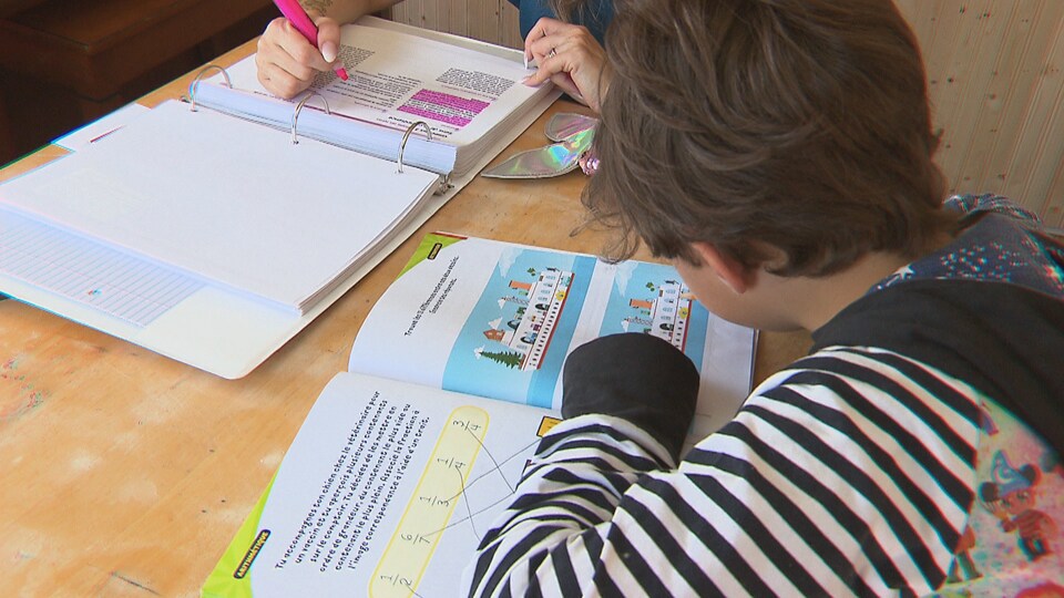 L'école à la maison une mère de famille témoigne L'école à la maison une mère de famille témoigne