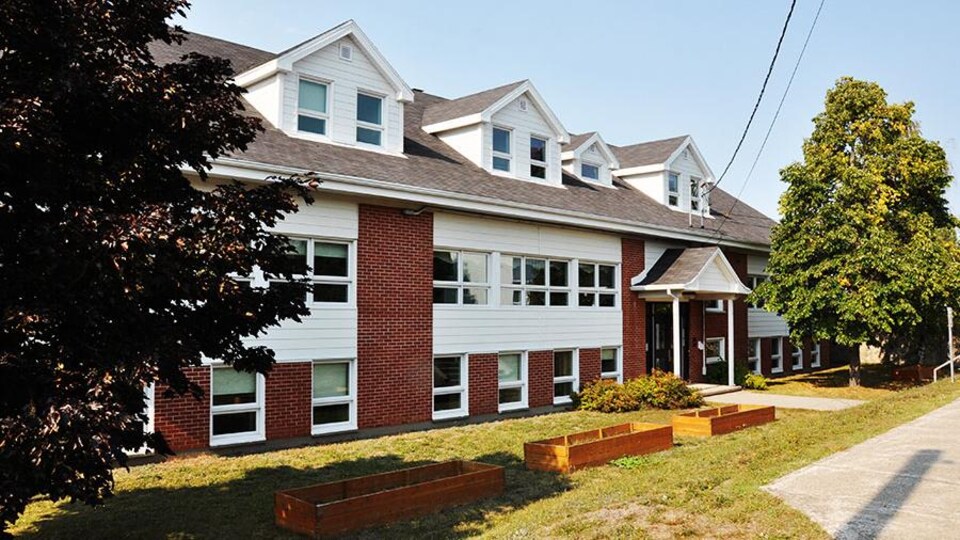 4,3 M pour l’école NotreDame à MontCarmel RadioCanada.ca