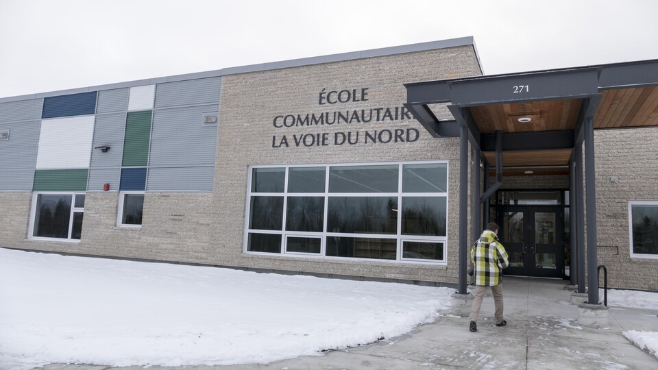 L'édifice de l'école communautaire La Voie du Nord.