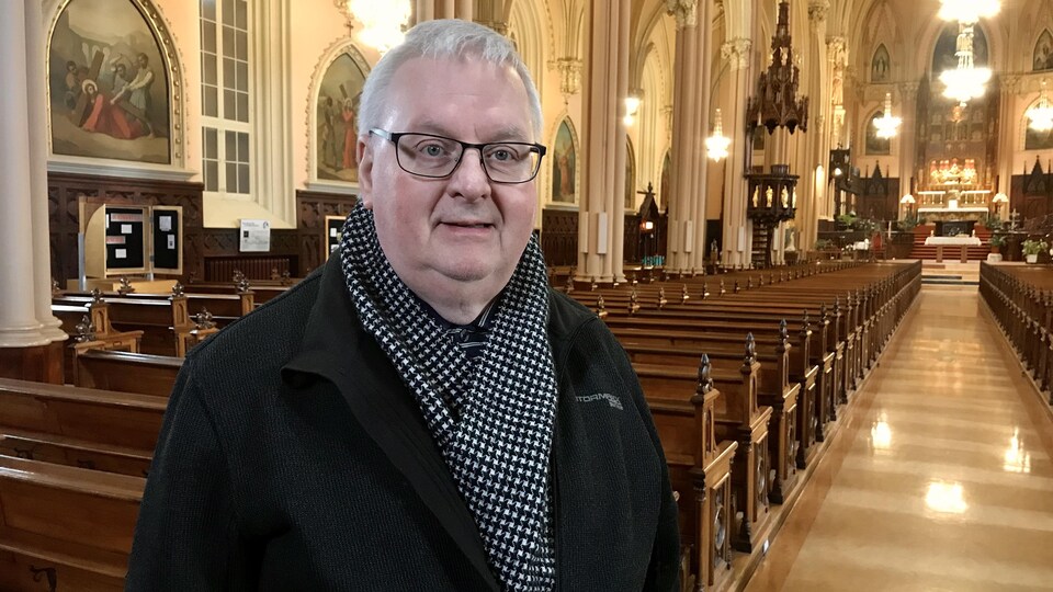 Le vicaire général de l'Église catholique du Diocèse de Québec, Mario Duchesne.
