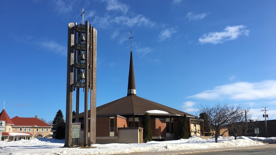Église Saint-Rédempteur.