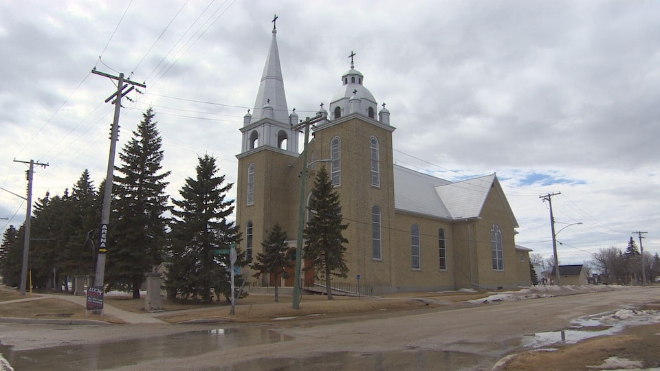 L'église de Sainte-Agathe.