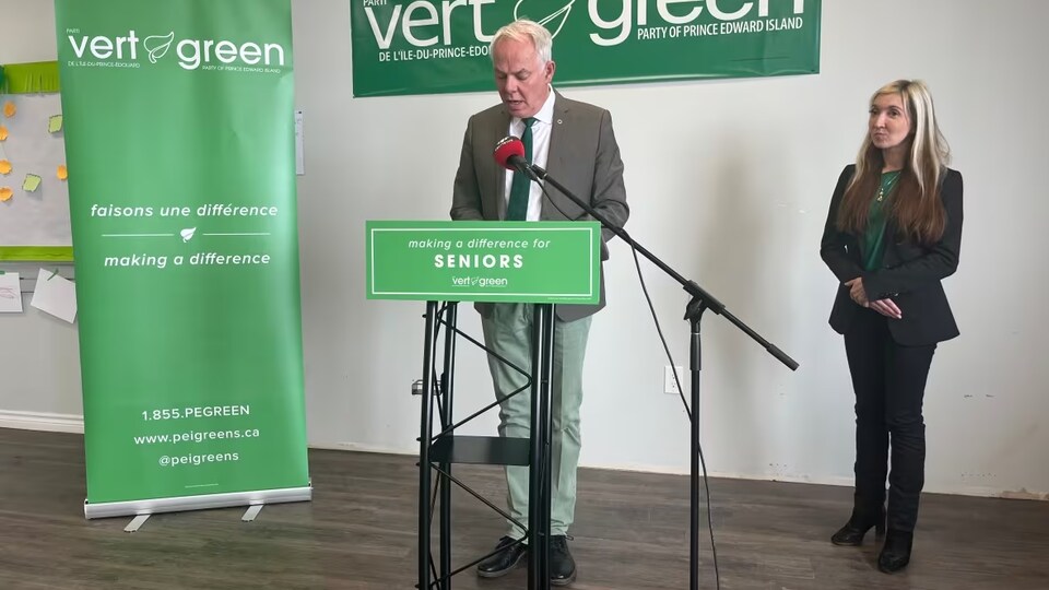 Le chef du Parti vert, Peter Bevan-Baker.
