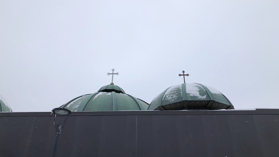 Le toit d'une église orthodoxe.