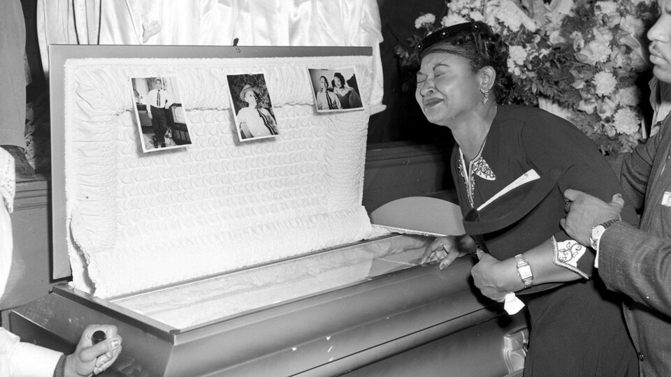 La femme qui avait dénoncé Emmett Till comme un harceleur a avoué il y a quelques années avoir fait un faux témoignage.