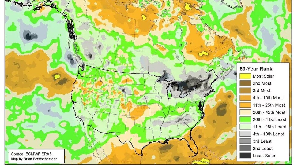 Une carte indiquant l'énergie solaire reçue au Canada et aux États-Unis.