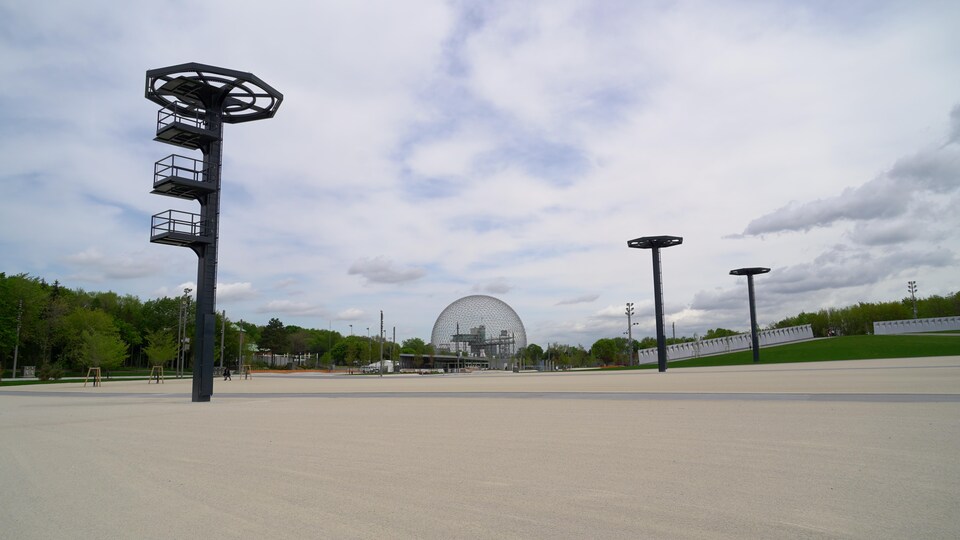 Un vaste terrain donnant sur la Biosphère.