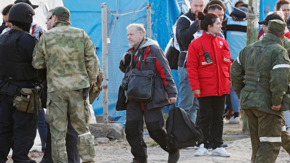 Evacuation of civilians in Ukraine.