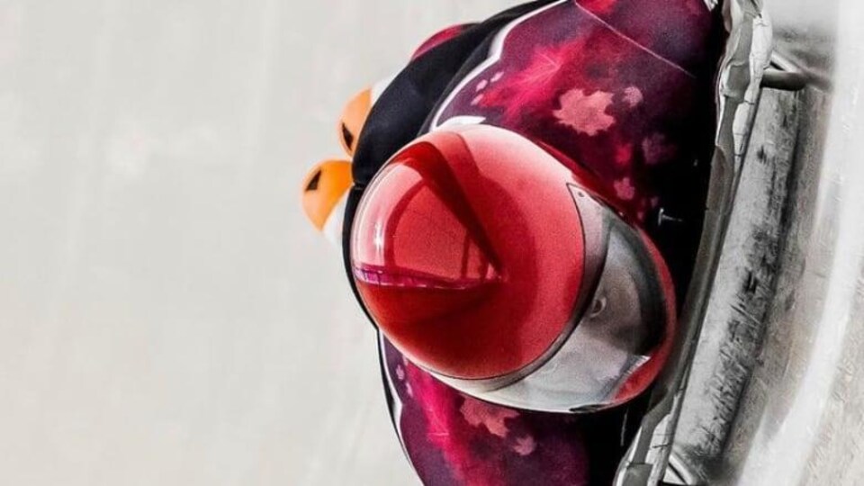 Evan Neufeldt sur sa luge.
