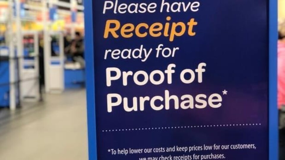 Une pancarte de Walmart