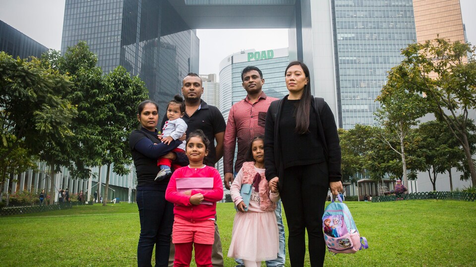 Membres des familles de Hong Kong qui veulent se réfugier au Canada.
