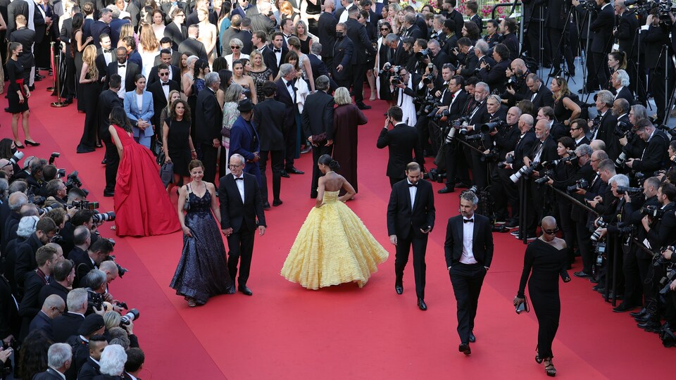 The stars were on the red carpet at the opening ceremony of the 75th Cannes Film Festival.