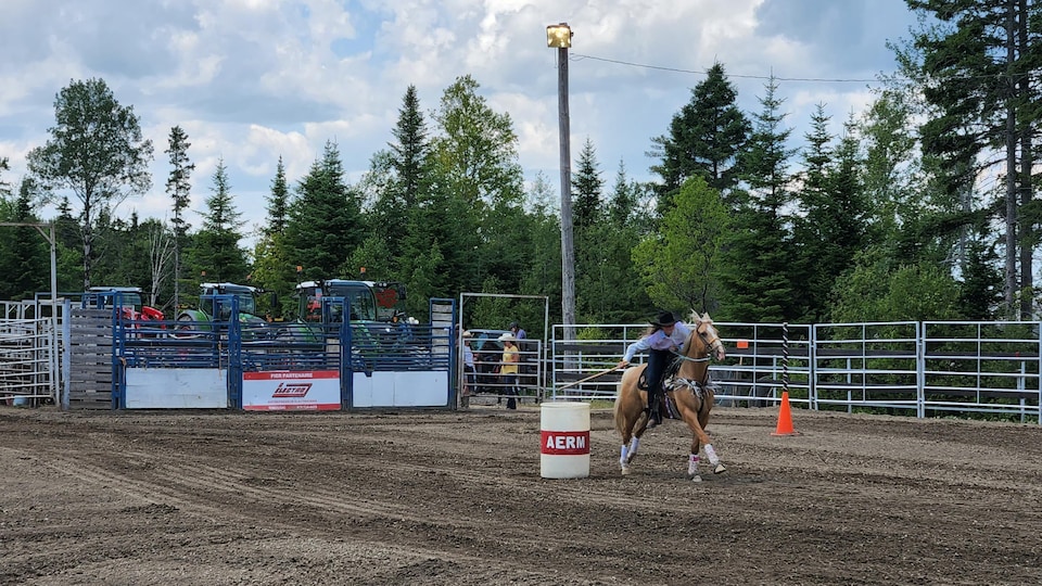 20 ans de country au festival western de SaintGabrieldeRimouski