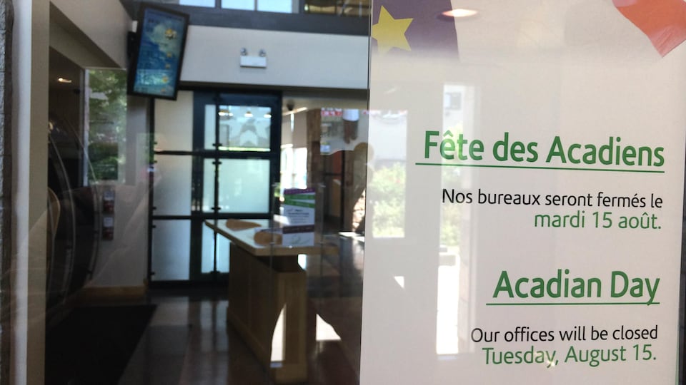 Fête des Acadiens : les bureaux d'UNI sont fermés le 15 août