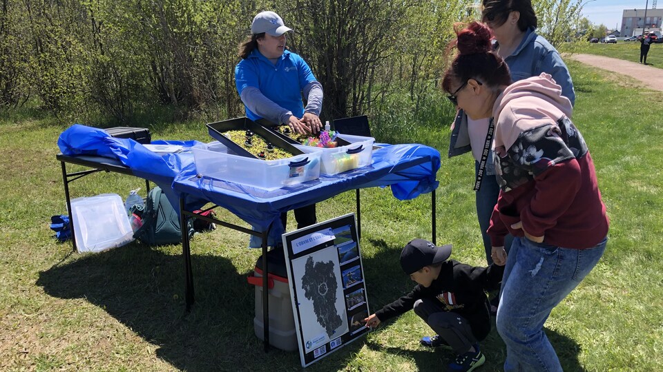 Une fête de la pêche à pour attirer de nouveaux adeptes