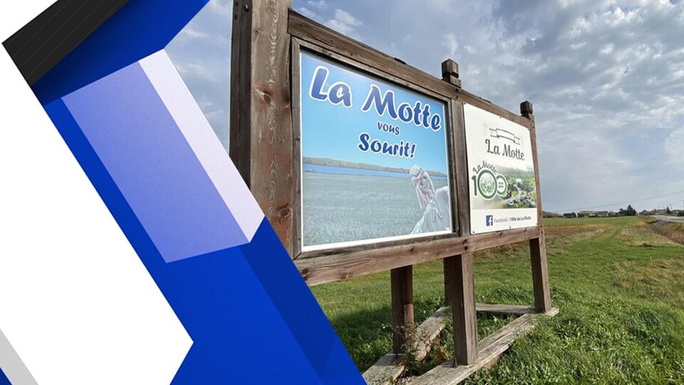 Une pancarte près d'une route annonce la municipalité de La Motte.