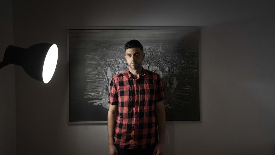 Firas Bouzgarrou dans son logement.