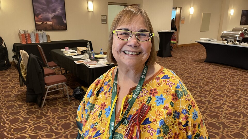 Florence Glanfield, professeure à la Faculté de l’Éducation de l'Université de l'Alberta et directrice-adjointe du programme de recherche autochtone.