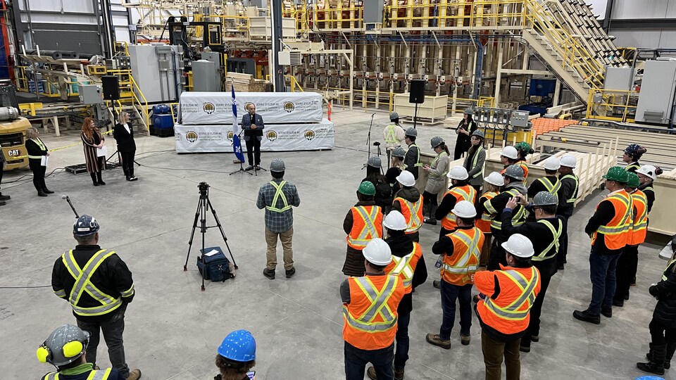 La nouvelle usine de rabotage de SaintElzéardeBonaventure est