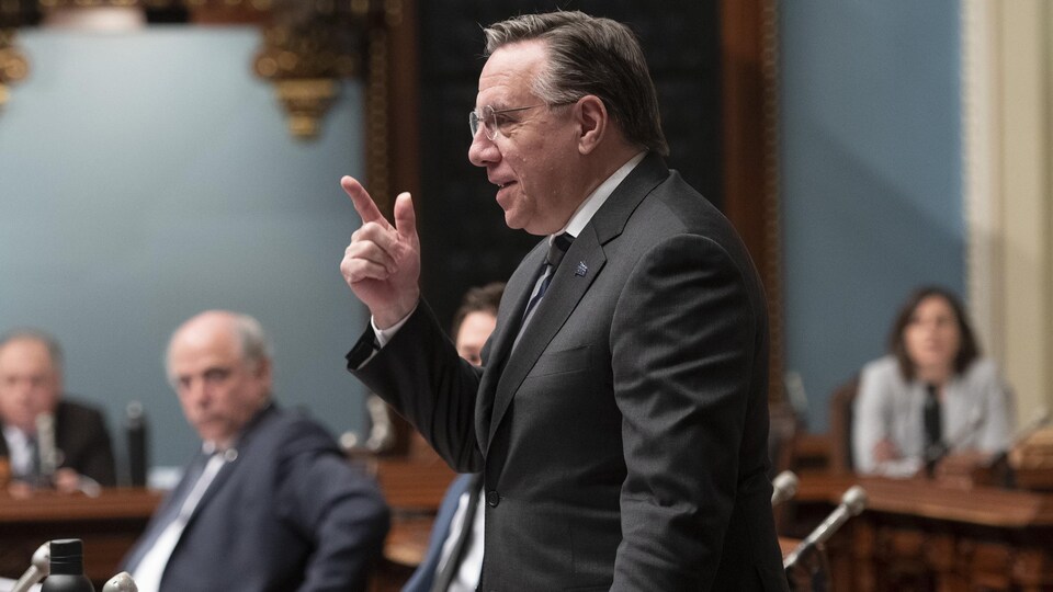 François Legault prend la parole à l'Assemblée nationale.