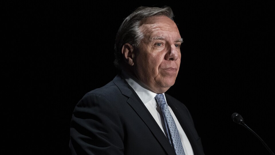 François Legault en conférence de presse.