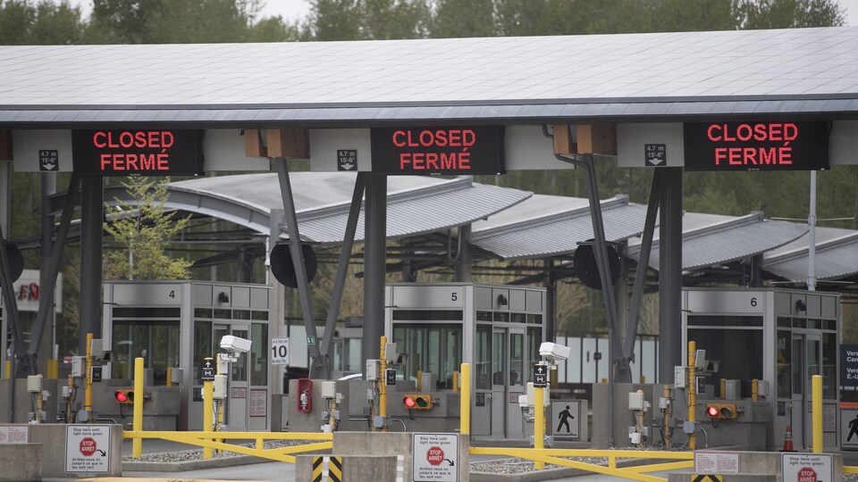 Plan rapproché de la frontière canadienne.