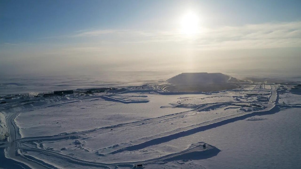 La mine de diamants Gahcho Kué en hiver.