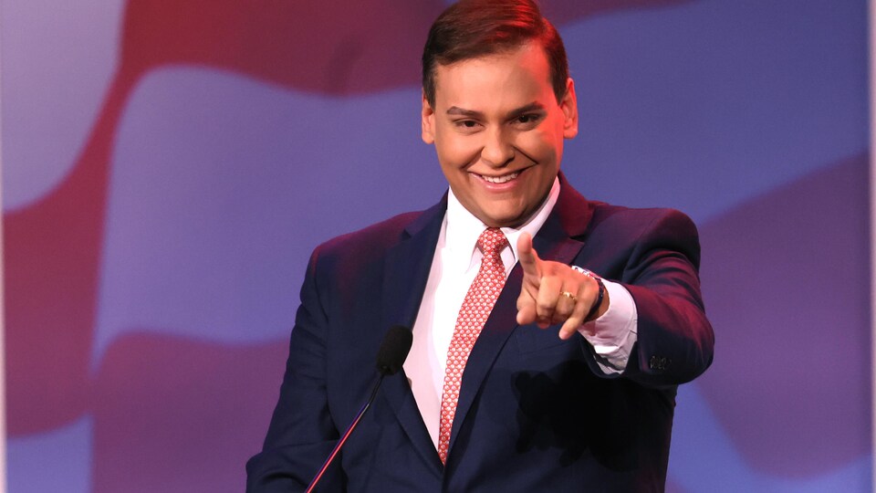 Si rien ne change, George Santos sera assermenté comme représentant au Congrès le 3 janvier prochain.