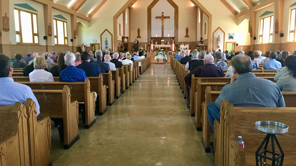 Les funérailles de Gerry Rochon se déroulait à l'église Saint-Jean-de-Bréboeuf, samedi matin à Trois-Rivières. Gerry Rochon a marqué le monde sportif par sa grande implication et ses immenses connaissances.