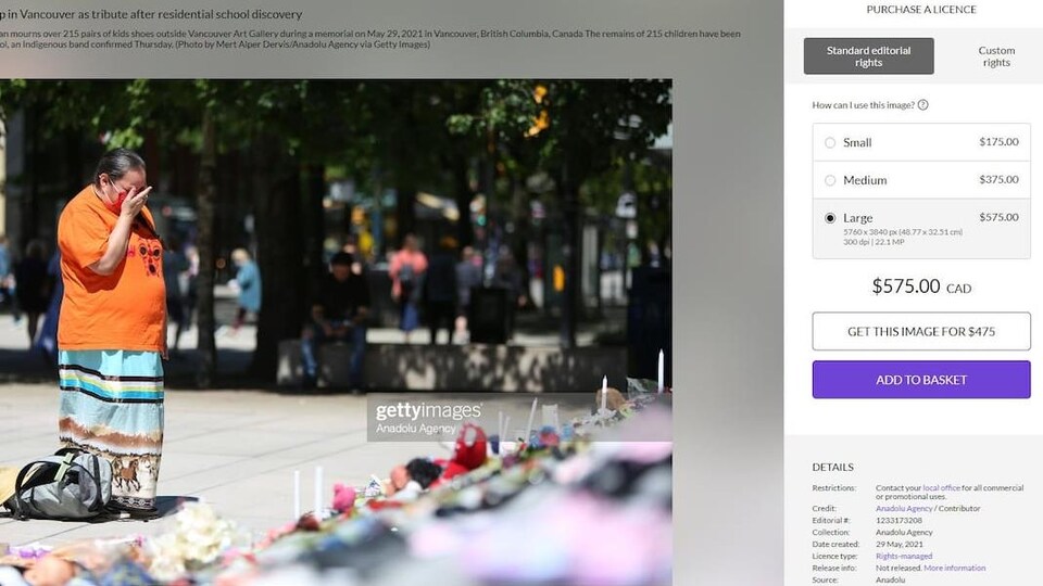 Capture d'écran d'une photo montrant une femme en chagrin vendue sur le site de Getty Images pour 575$.