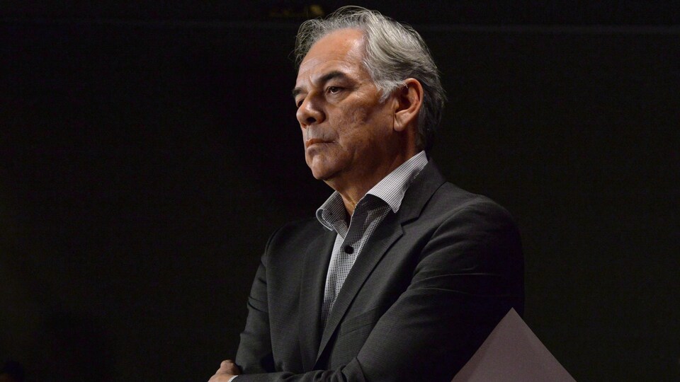 Le chef de l’Assemblée des Premières Nations Québec-Labrador (APNQL), Ghislain Picard, demande au gouvernement fédéral de tenir une réunion avec les premiers ministres provinciaux sur les enjeux touchant les Premières Nations.