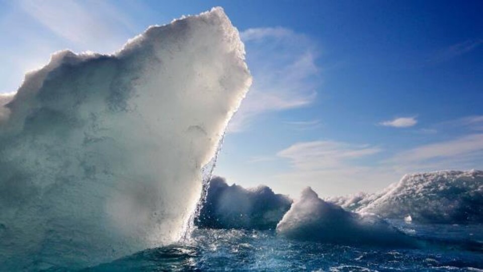 Glacier dans l'eau