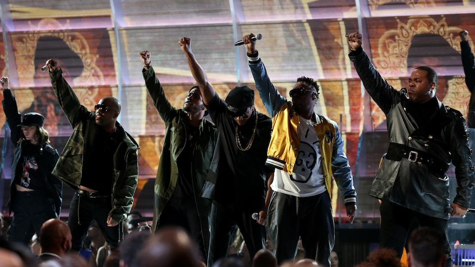 A Tribe Called Quest lors de sa performance « We The People » aux Grammy