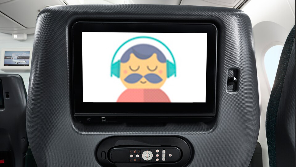 Un moniteur dans un avion.