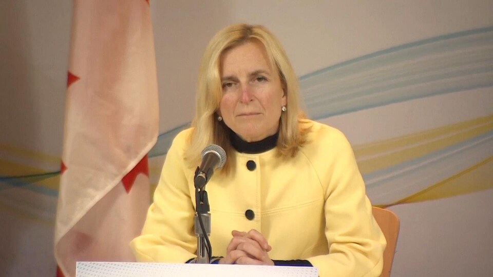 La médecin hygiéniste en chef de l'Île-du-Prince-Édouard, la Dre Heather Morrison, le 6 avril 2020.