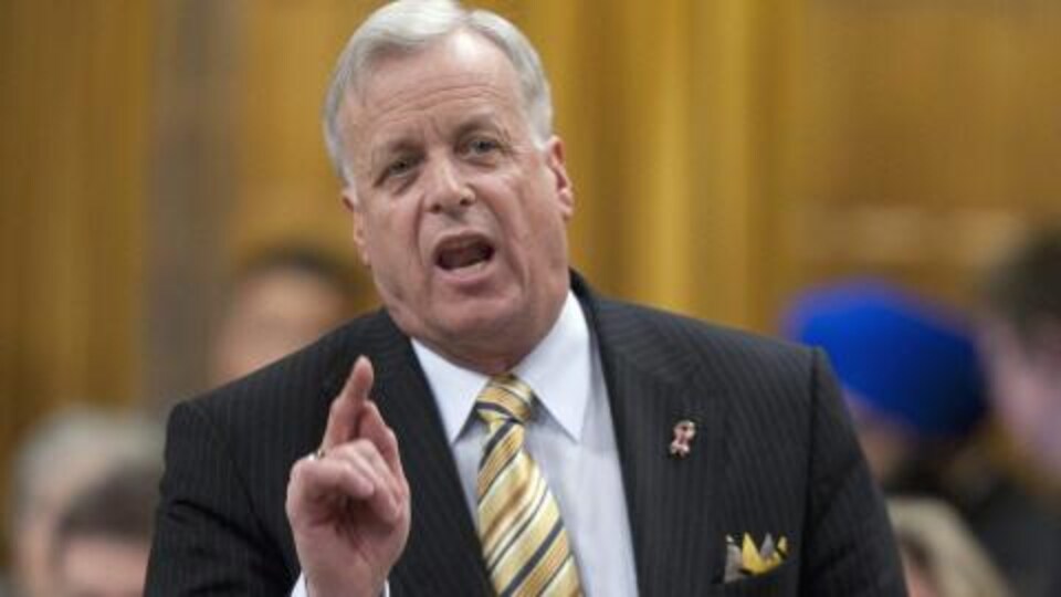 Jay Hill à la Chambre des communes du Canada.