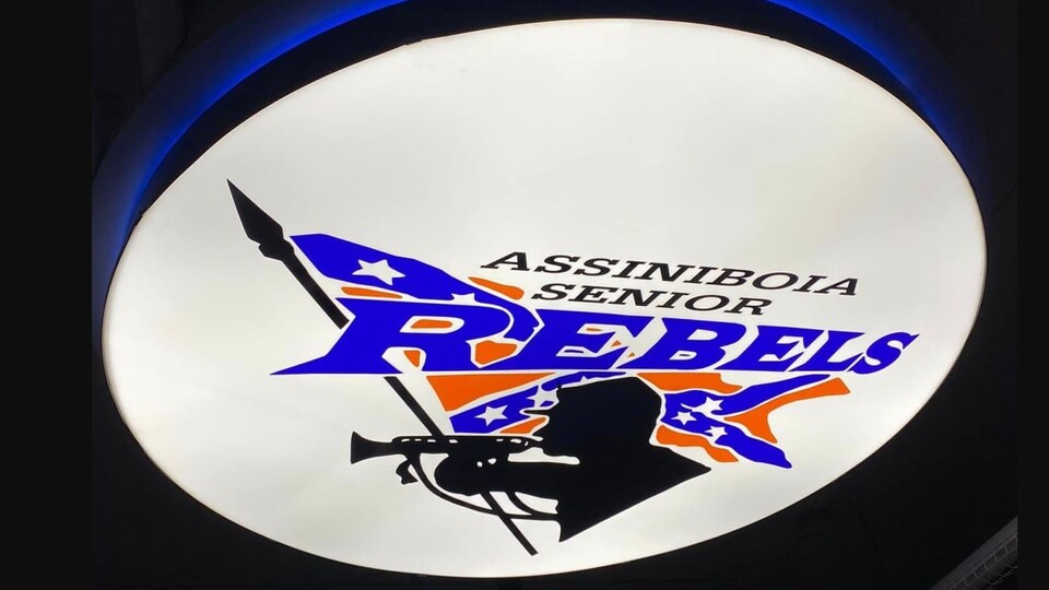 Le logo de l'équipe de hockey d'Assiniboia, les Rebels.